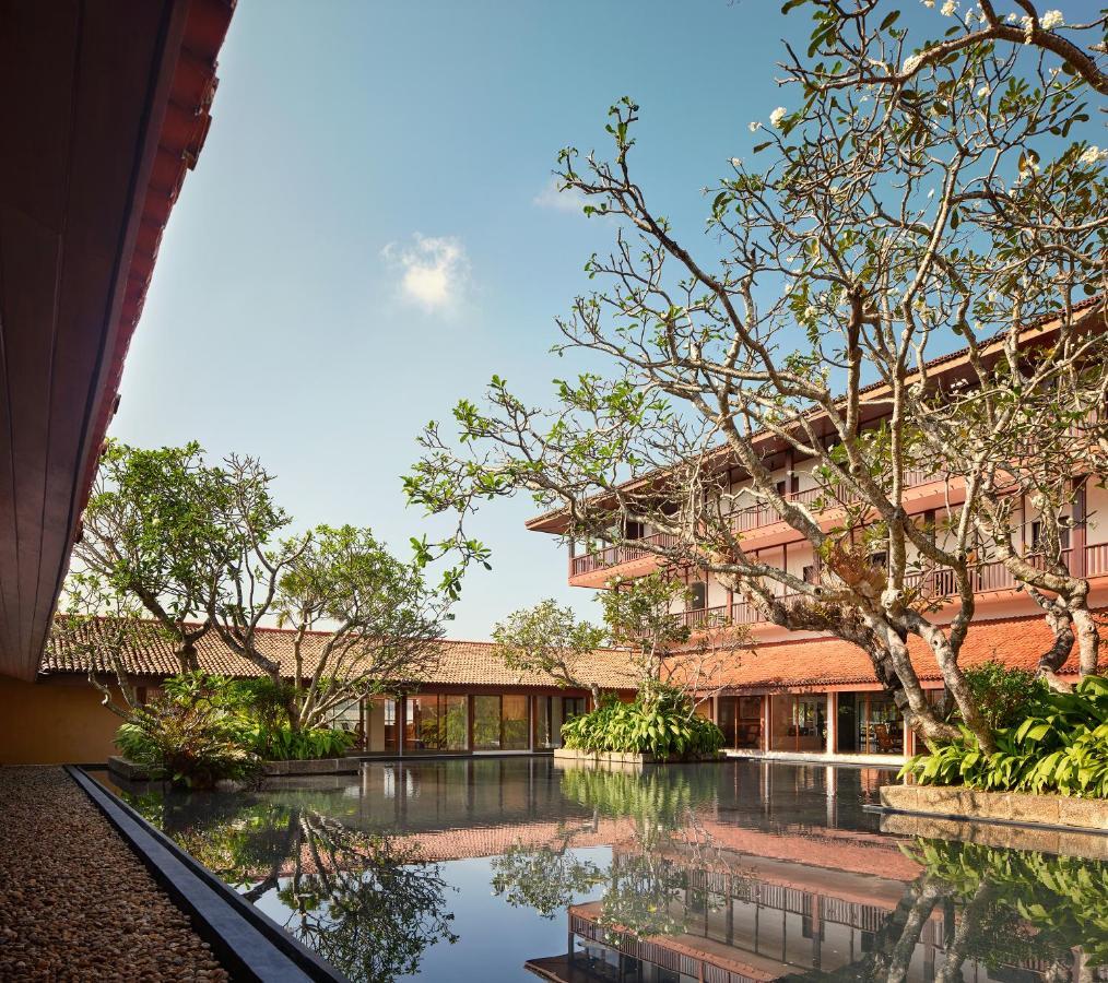 Cinnamon Bentota Beach Exterior photo